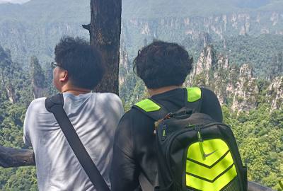 康輝接待獨(dú)立私家小包團(tuán)實(shí)況播放，康輝旅游，品質(zhì)看的見！