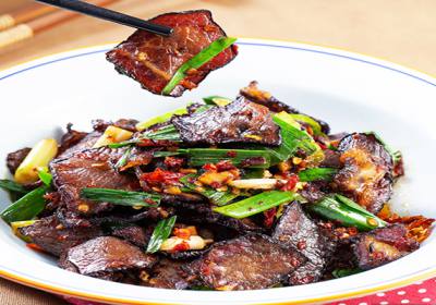 舌尖上的湘西密碼：十大土家苗寨風味，讓你體驗不一樣的煙火氣！